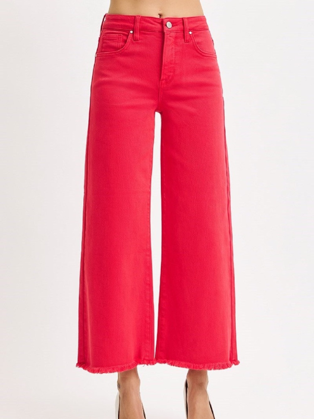 New with tags. Risen jeans. Wide leg fray hem. Tummy control. Scarlet red